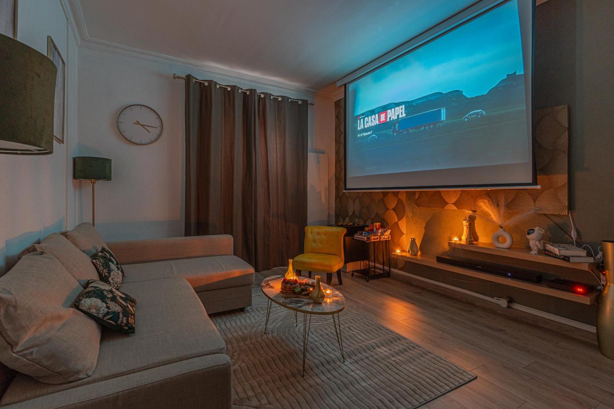 Appartamento Luxury Cinephile - Netflix - 2 Balcons - Garage Prive - Minibar Grenoble Esterno foto