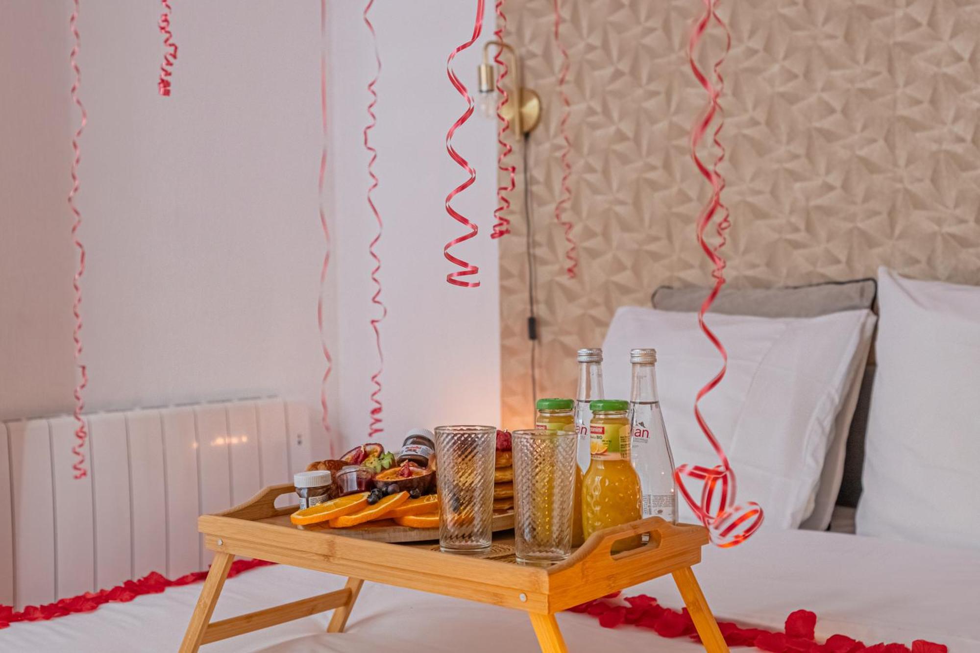 Appartamento Luxury Cinephile - Netflix - 2 Balcons - Garage Prive - Minibar Grenoble Esterno foto