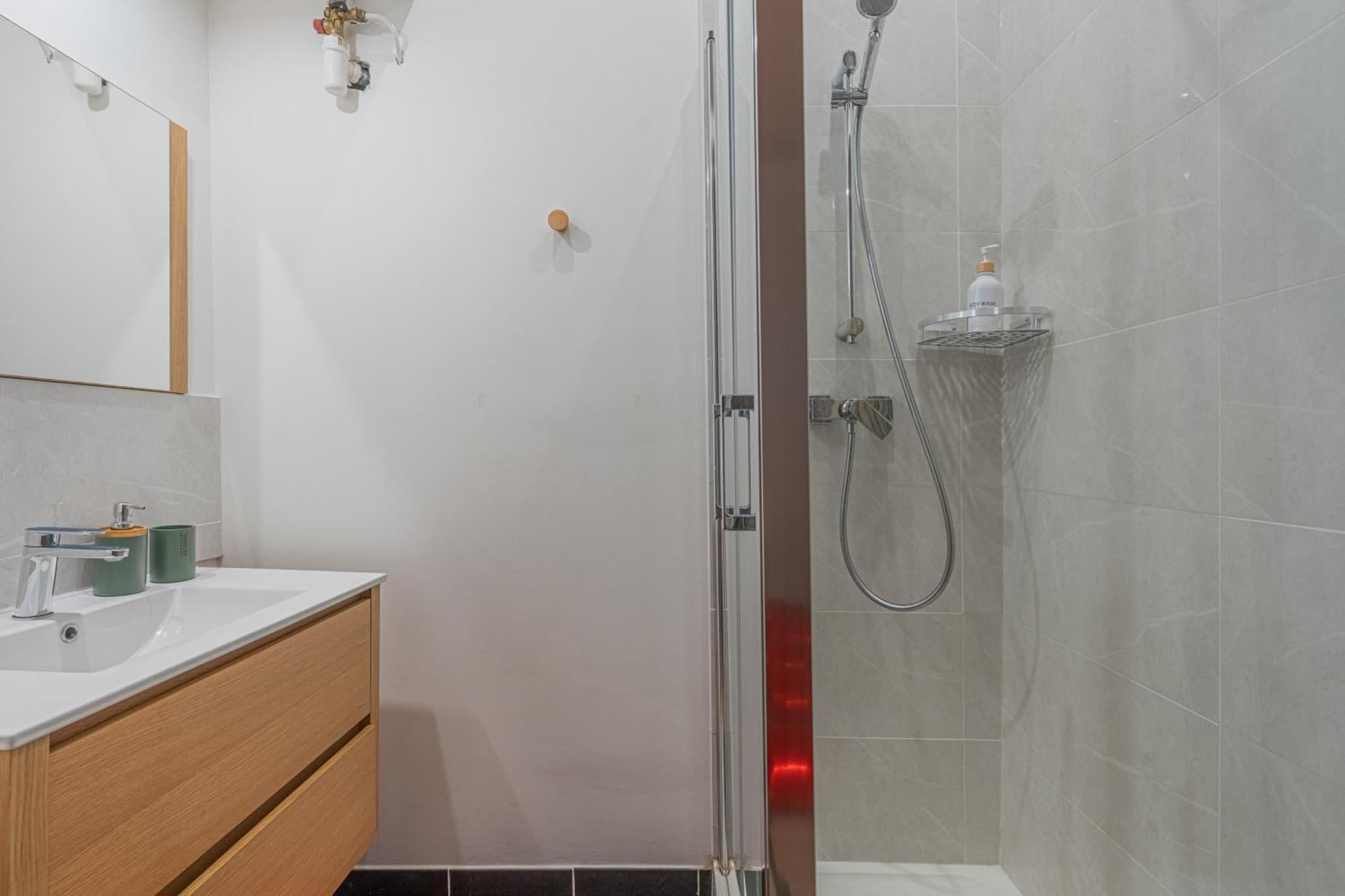 Appartamento Luxury Cinephile - Netflix - 2 Balcons - Garage Prive - Minibar Grenoble Esterno foto