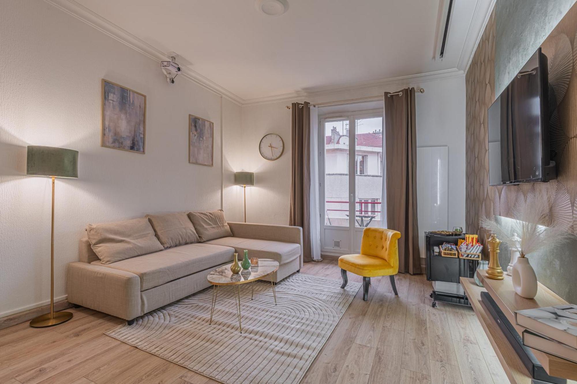 Appartamento Luxury Cinephile - Netflix - 2 Balcons - Garage Prive - Minibar Grenoble Esterno foto