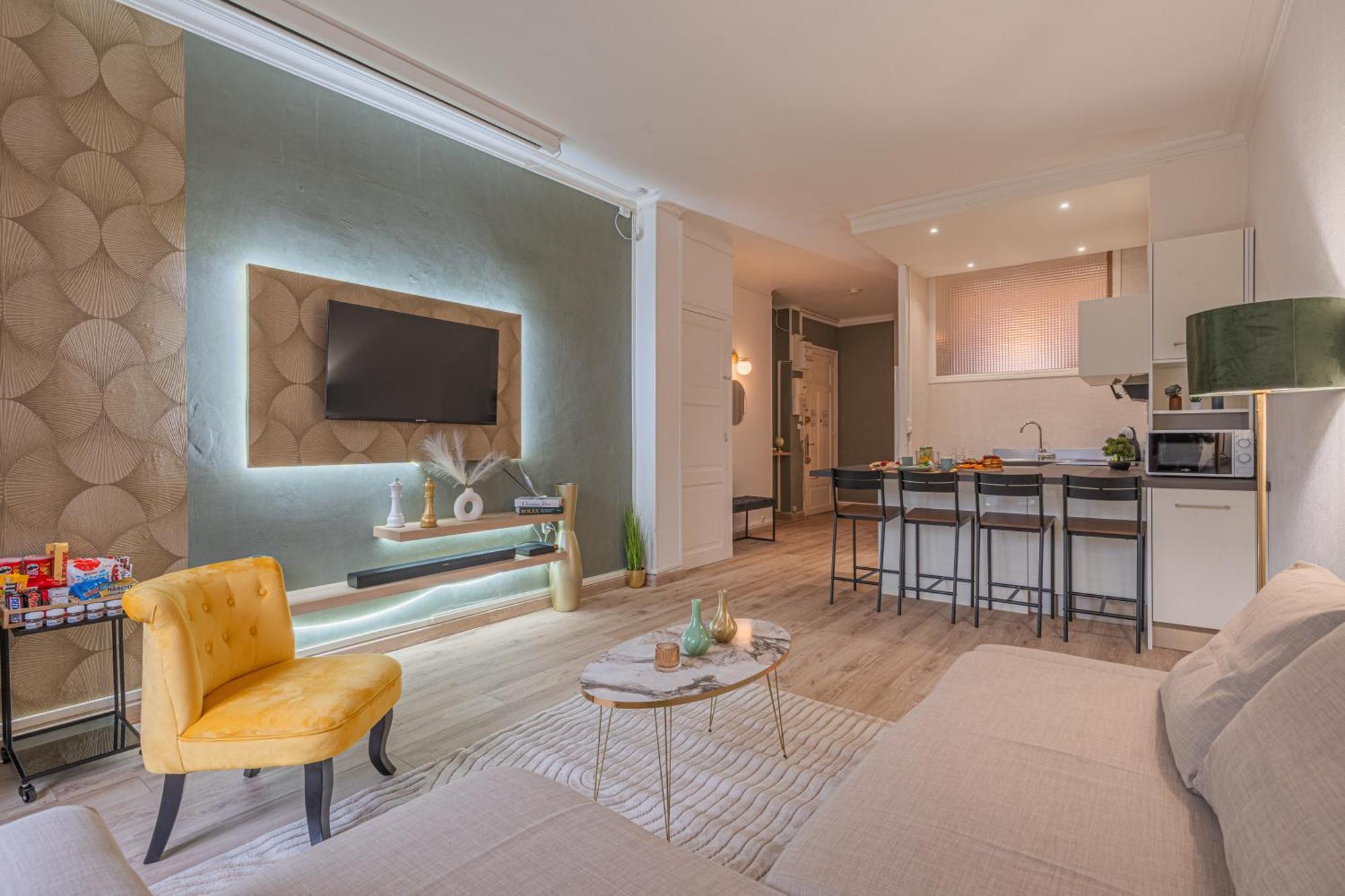 Appartamento Luxury Cinephile - Netflix - 2 Balcons - Garage Prive - Minibar Grenoble Esterno foto
