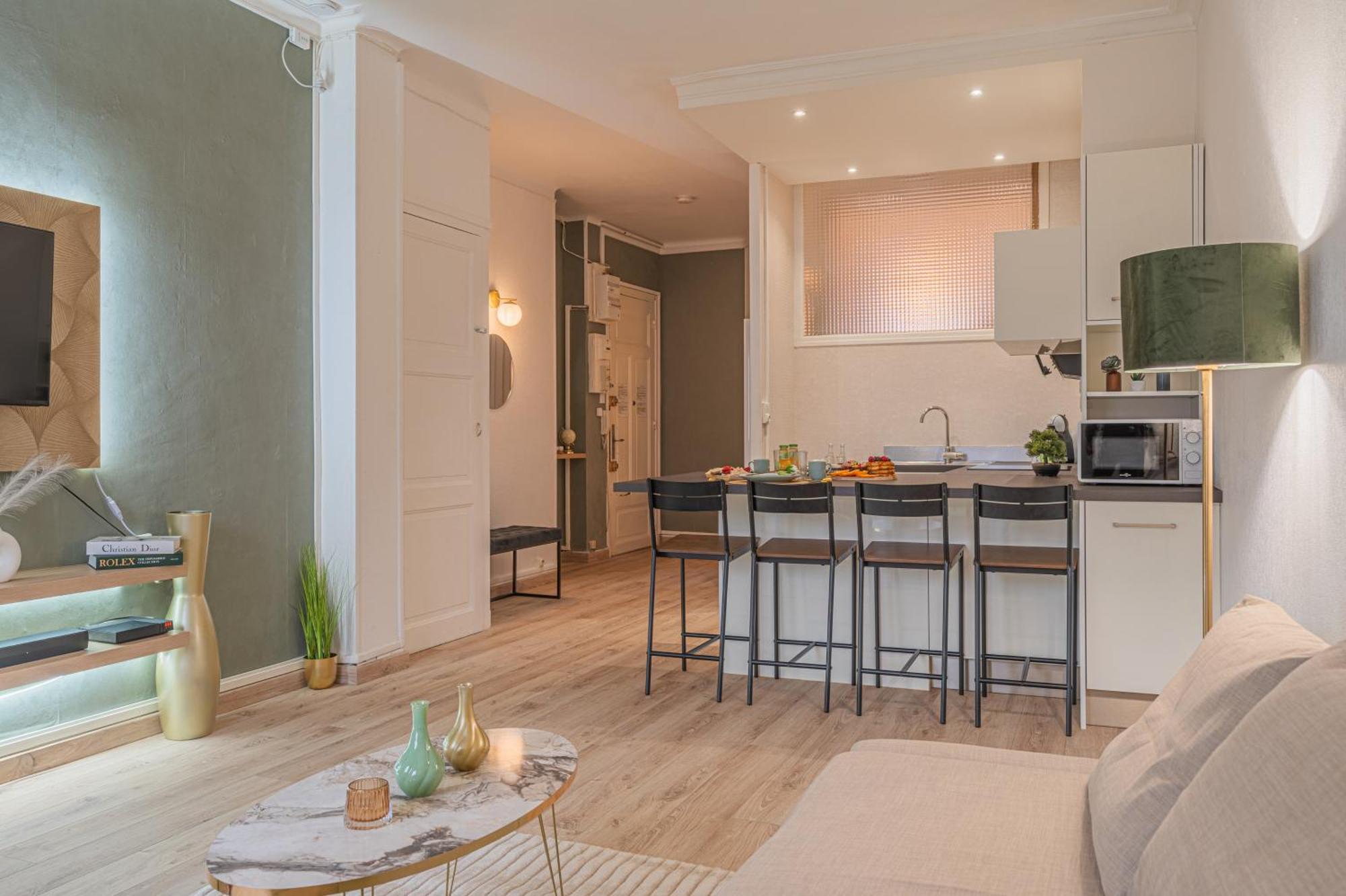 Appartamento Luxury Cinephile - Netflix - 2 Balcons - Garage Prive - Minibar Grenoble Esterno foto